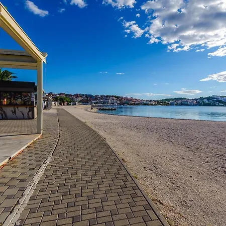 Crystal Luxury تروغير