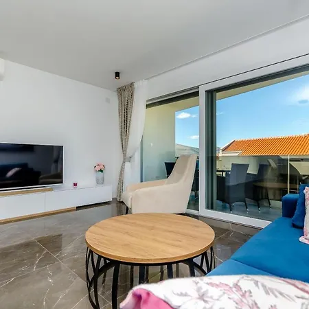 Lejlighed Crystal Luxury