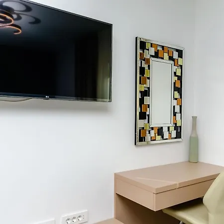 Crystal Luxury شقة