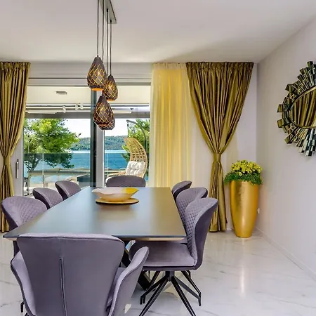 Lejlighed Crystal Luxury