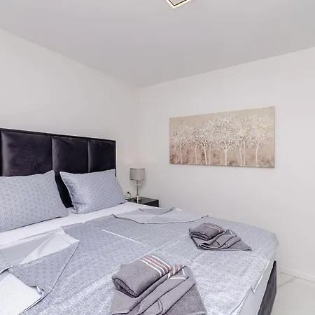 شقة Crystal Luxury *