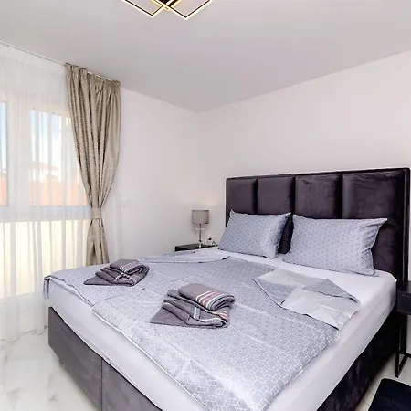 شقة Crystal Luxury *