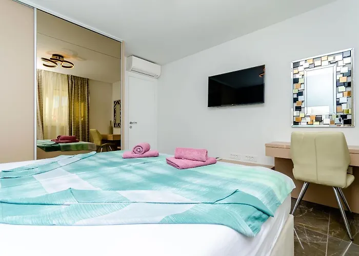 Crystal Luxury Apartamento *