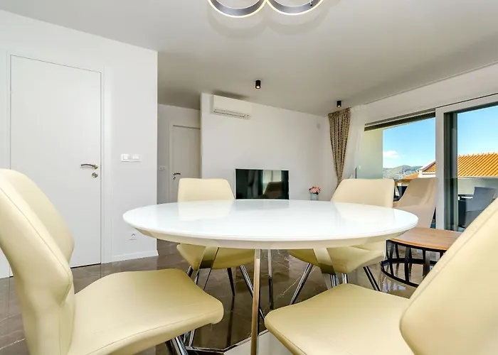 Crystal Luxury דירה